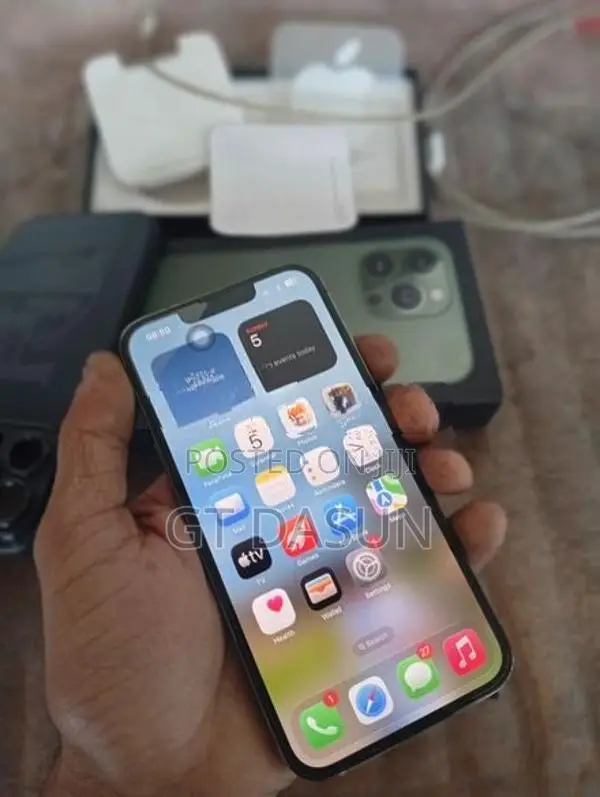 Apple iPhone 13 Pro (Used)