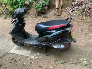 Bajaj Kristal 2013