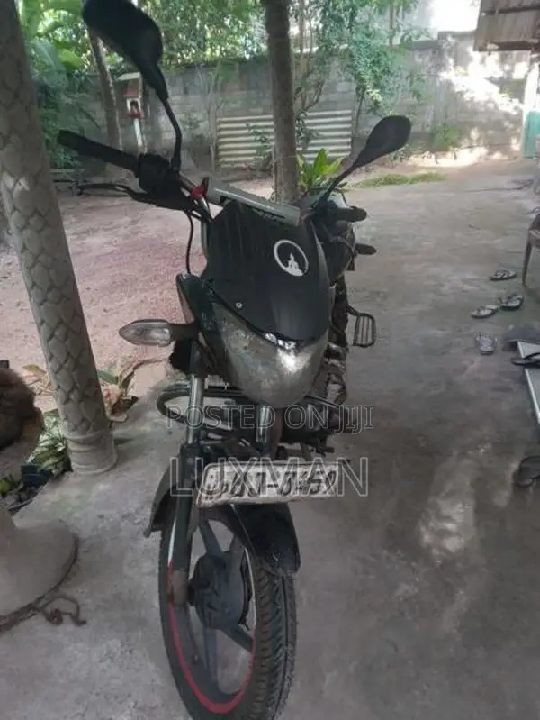 Bajaj XCD 125 2008