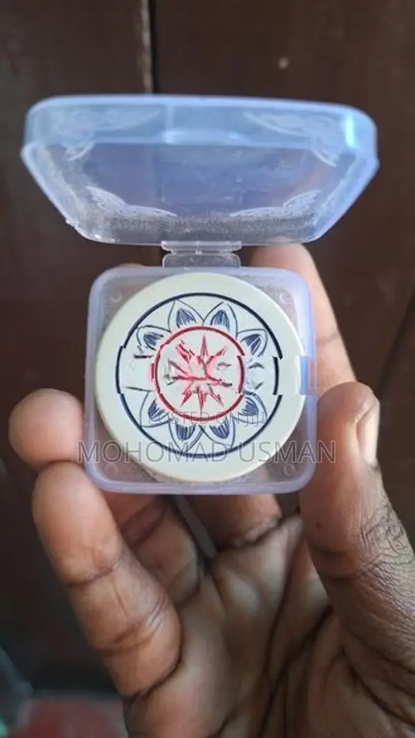 Carrom Striker