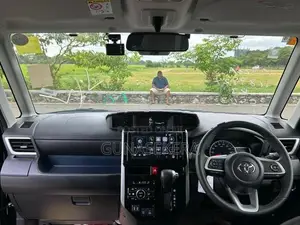 Toyota Roomy Custom GT Turbo 2025