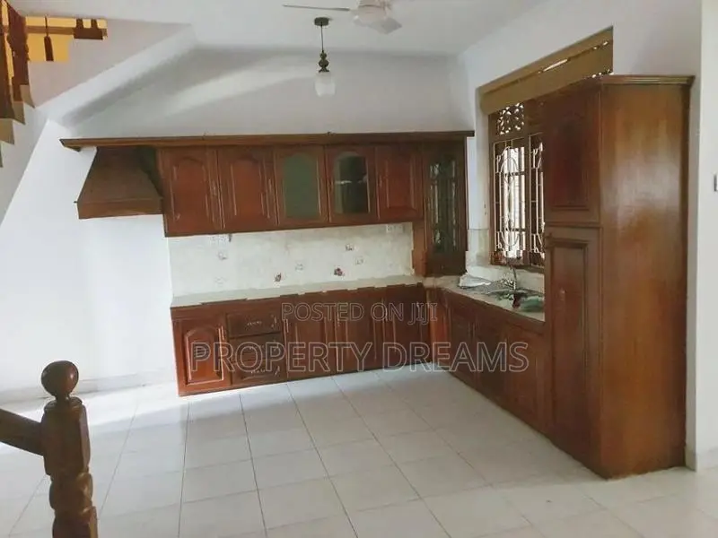 Luxury 5 Br House for Sale Kottawa