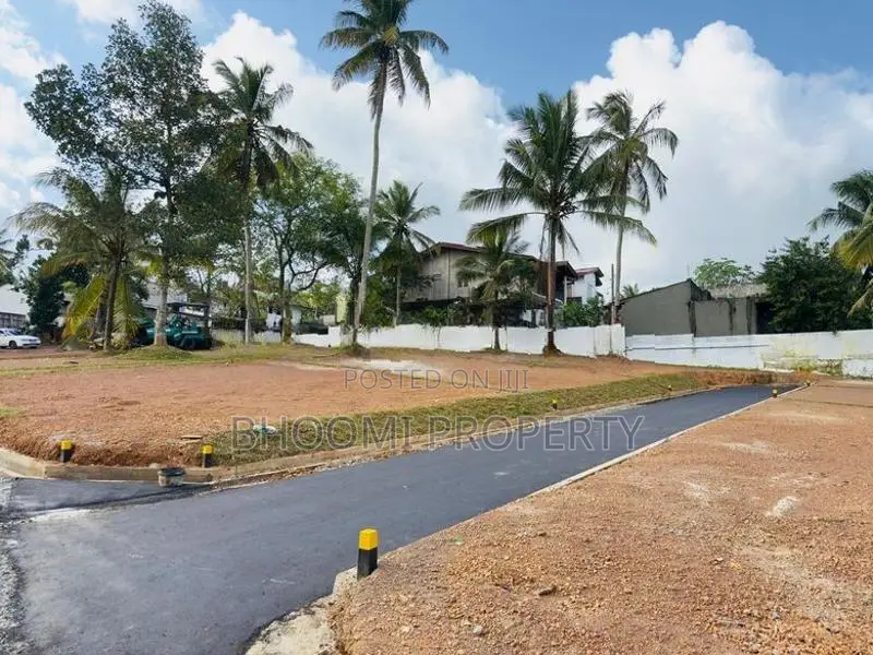 Land for Sale in Kesbewa