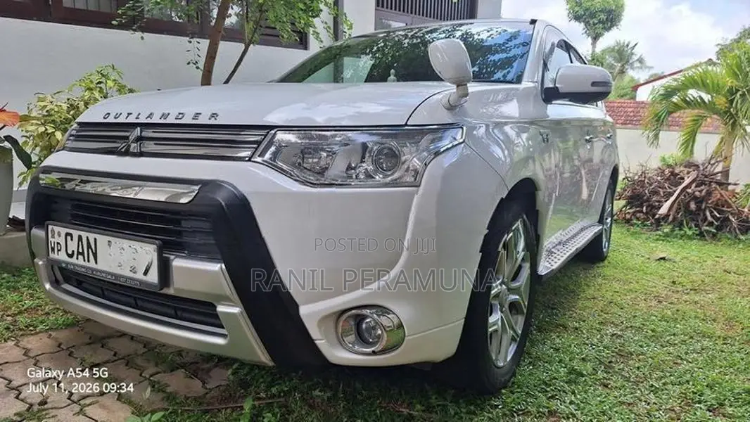 Mitsubishi Outlander 2014
