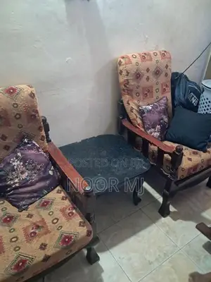 Sofa set