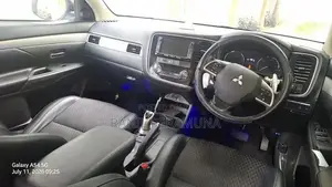 Mitsubishi Outlander 2014