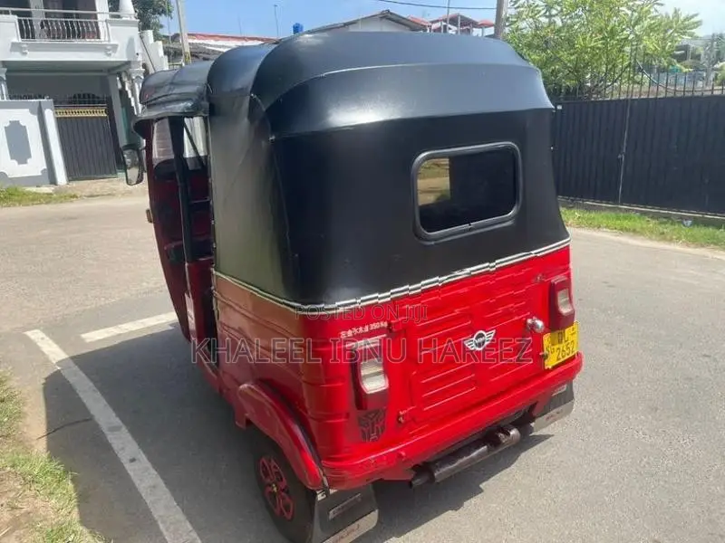 Bajaj RE 2007