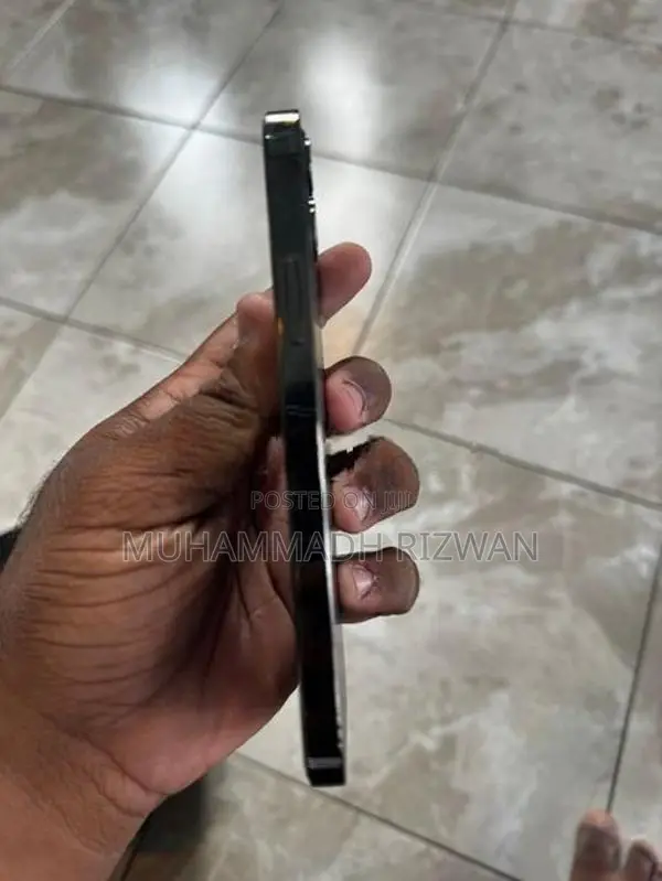 Apple iPhone 12 Pro (Used)