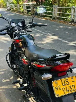 Bajaj Discover 2007