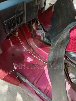 Bajaj RE 2015