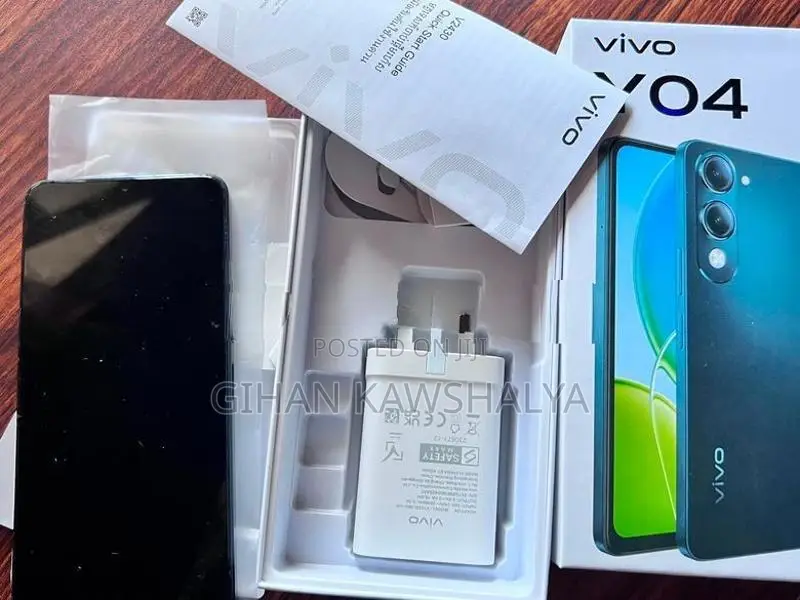 Vivo Y04 128/8GB (Used)