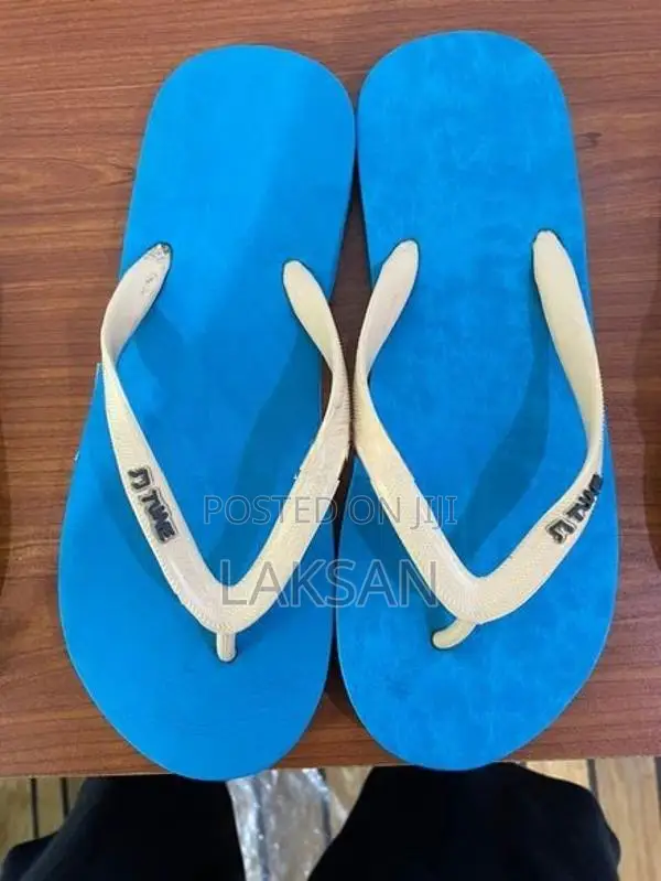 slippers