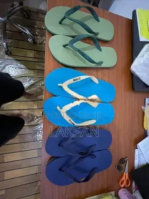 slippers