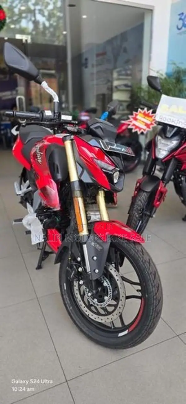 Bajaj Pulsar N160 Premium 2026