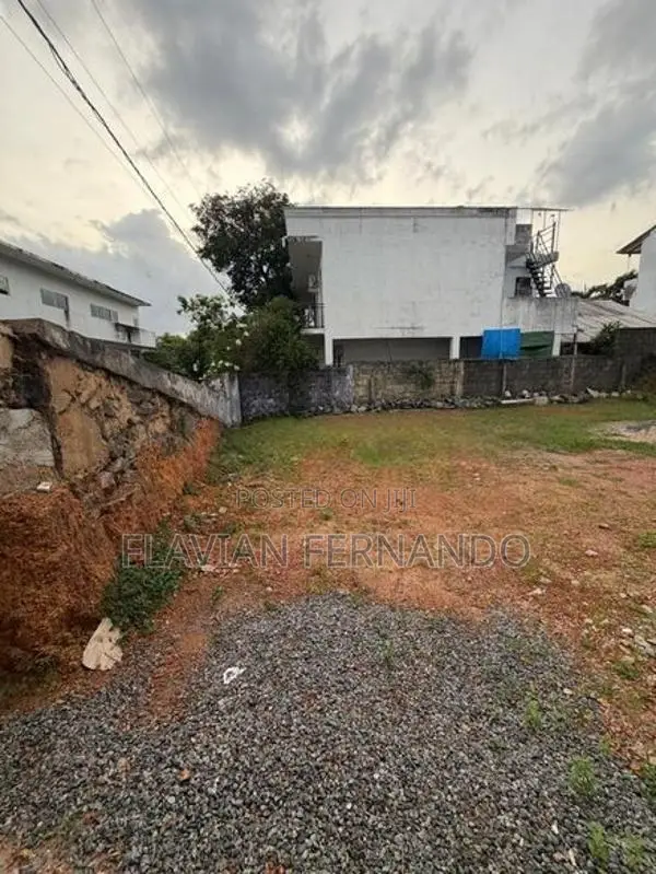 10.5 Perch Prime Bare Land for Sale - Panadura