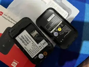 Mobile pocket router