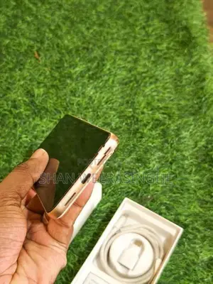 Google Pixel 8 (Used)