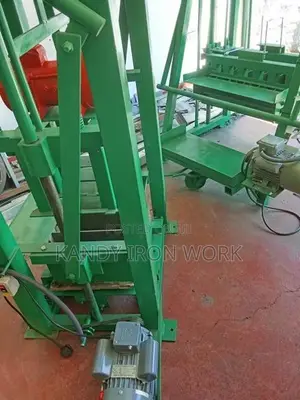 Gale 4 Block Machine