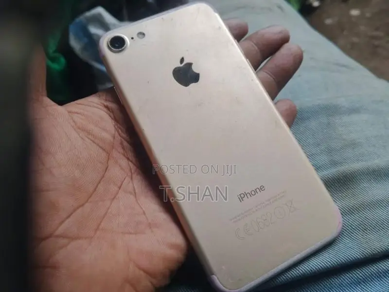 Apple iPhone 7 rose gold (Used)