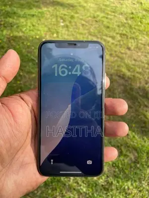 Apple iPhone XS (Used)