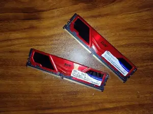 Team Elite 16GB (2 x 8GB) DDR4 2400MHz Desktop RAM