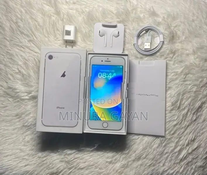 Apple iPhone 8 64GB (Used)