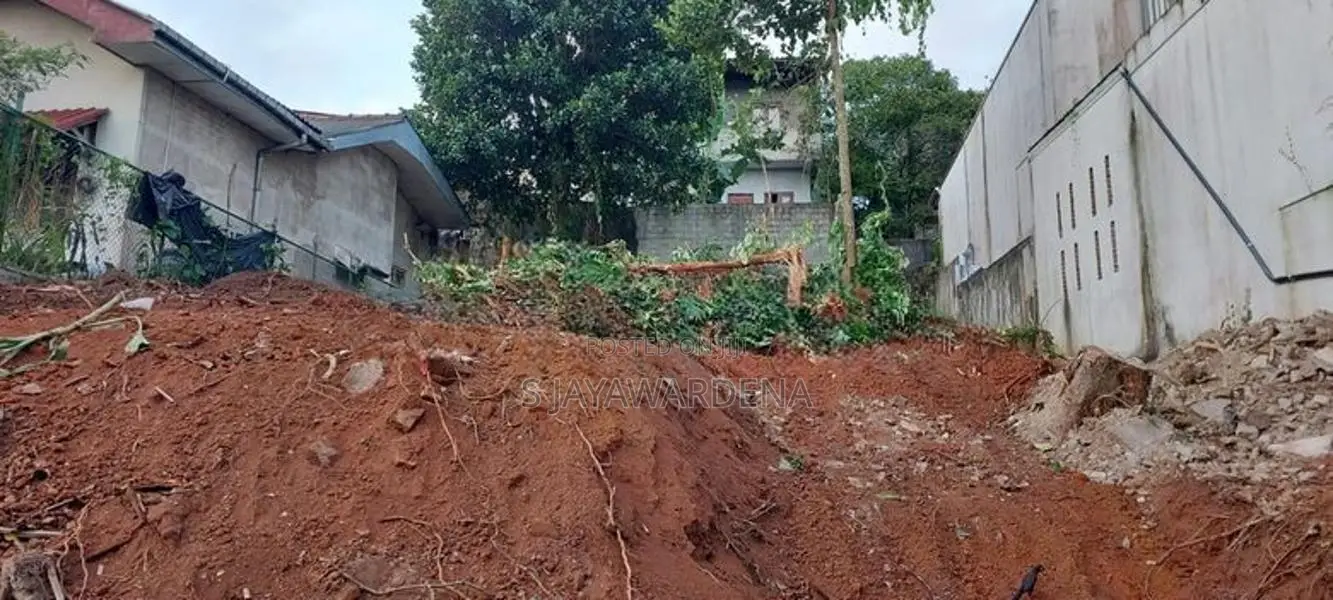 Residential Land for Sale Mattegoda