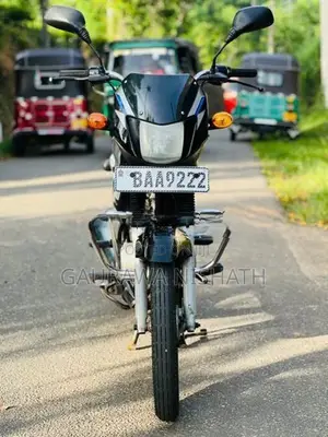 Bajaj CT100 2012
