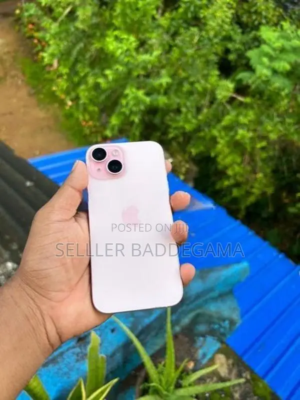 Apple iPhone 15 (Used)