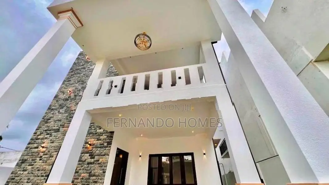 Solid Modern Luxurious 3 Floors House For Sale Negombo Kadirana
