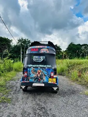 Bajaj RE 2 Storke 2005