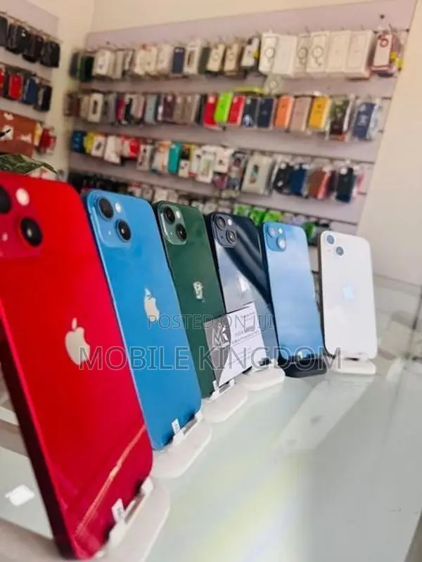 Apple iPhone 13 128GB (Used)