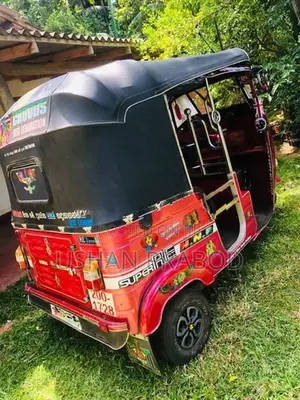 Bajaj RE 1994