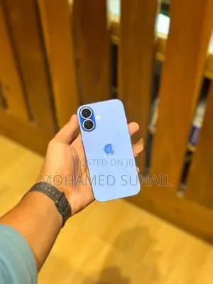 Apple iPhone 16 256GB (Used)