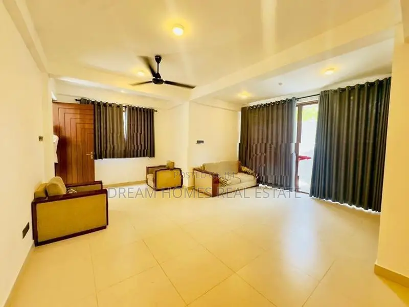 Brand New 3-Unit Apartment Building for Sale – Thalangama