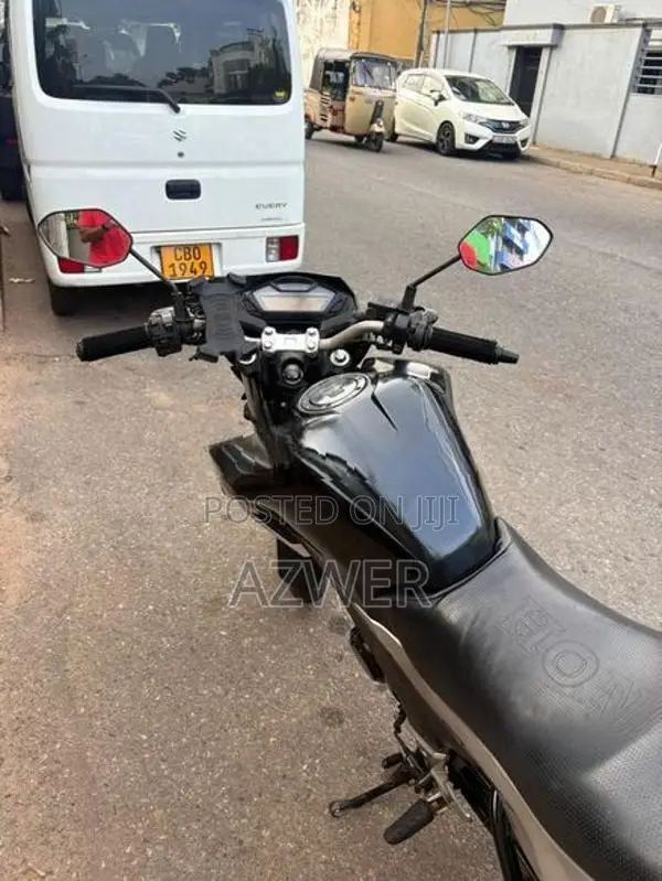 Honda CB Hornet 160 2016