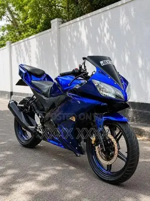 Yamaha R15 V2 2017