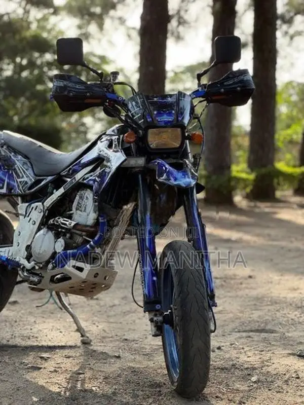Kawasaki D Tracker 2007