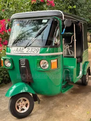 Bajaj RE 2012