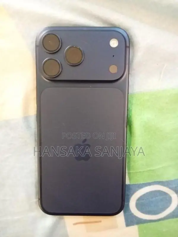 Apple iPhone 17 Pro Max (Used)