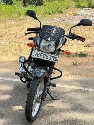 Bajaj Platina 100 2016