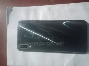 Samsung Galaxy A20 (Used)