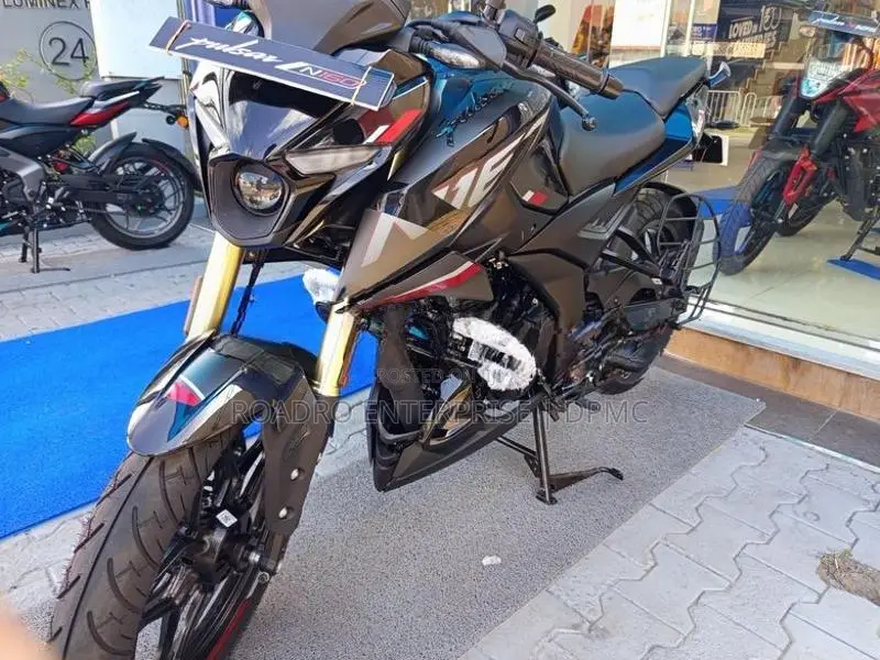 Bajaj Pulsar N160 Premium 2026