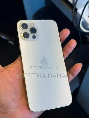 Apple iPhone 12 Pro Gold (Used)