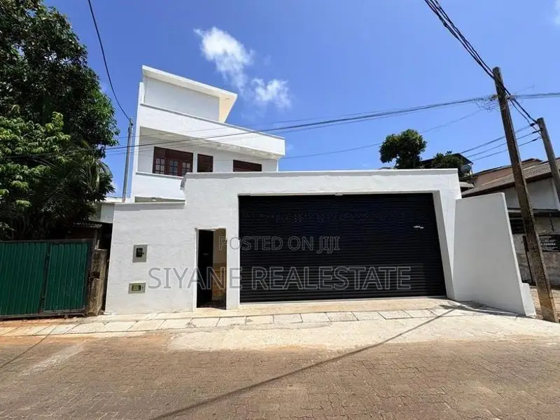Brand New House for Sale in Pepiliyana Junction