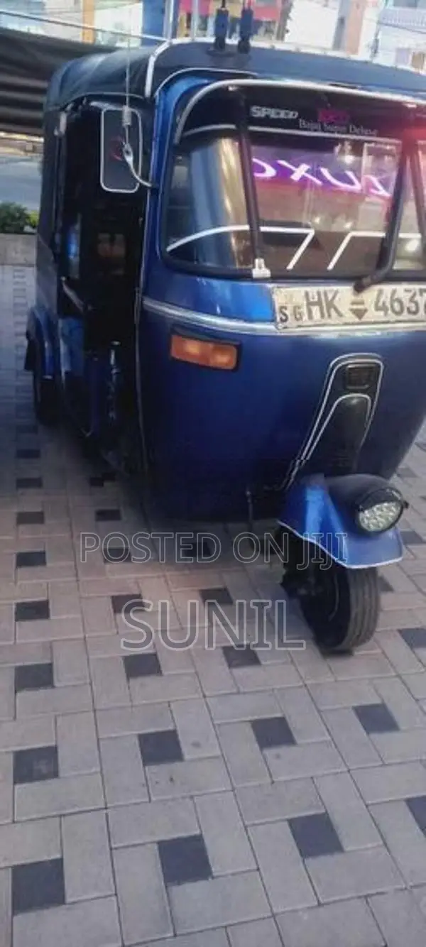 Bajaj RE 2003
