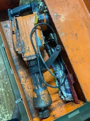 Drilling Breaker Machine