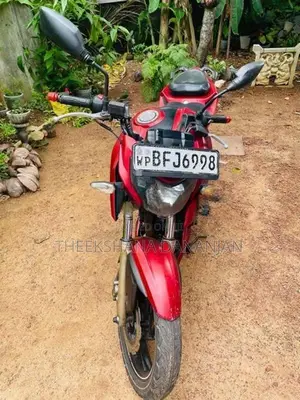 TVS Apache 2017