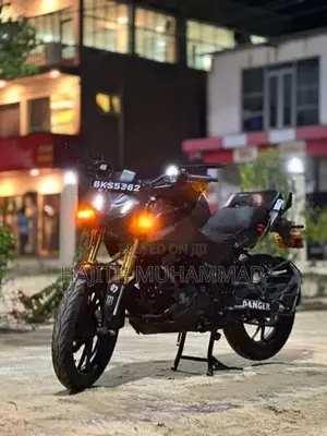 Hero Hunk 160R