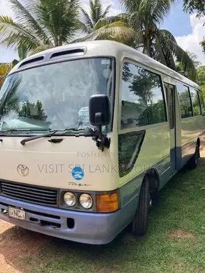 Toyota Coaster 2017